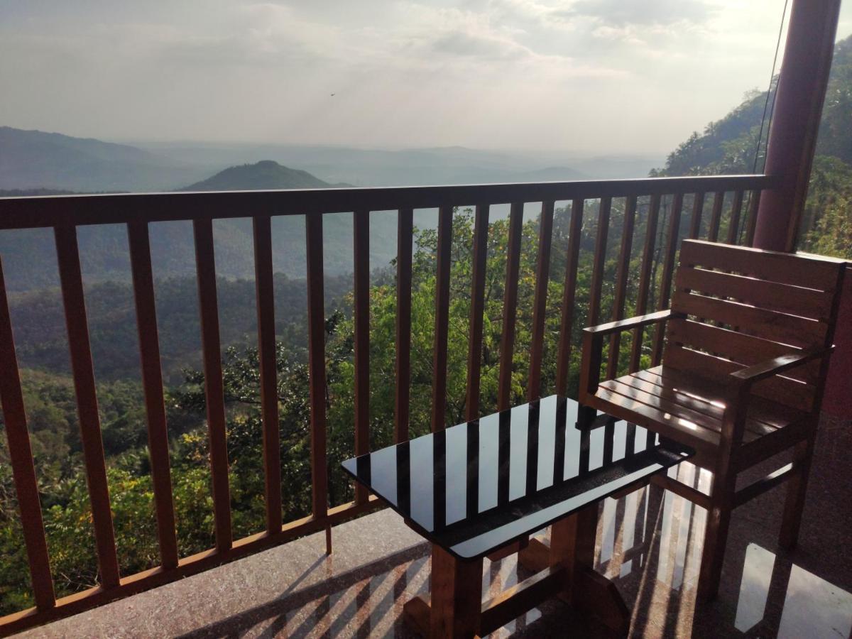 Hotel Stone Hills Kannur Exterior foto